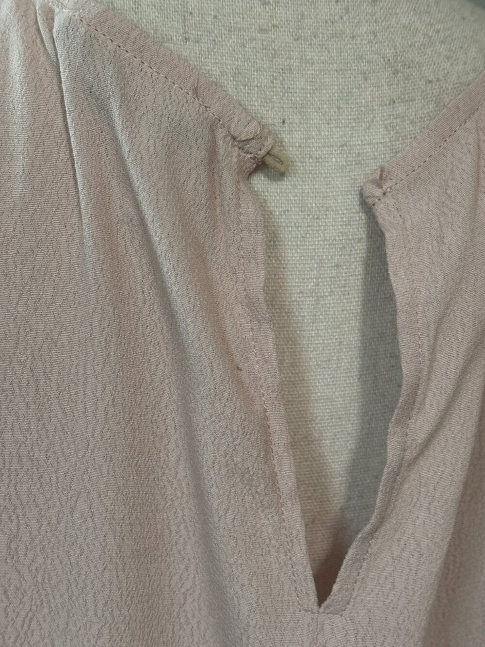 Doe & Rae Blush Swing Tunic Ruffle Sleeve  Size Medium NWT - Picture 4 of 8